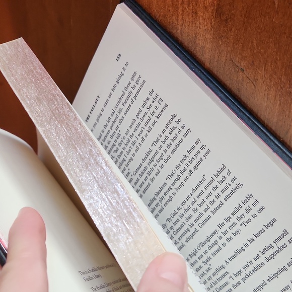 The Maltese Falcon Hardback Classic Detective Book With A Black And Silver Cover - Picture 11 of 12